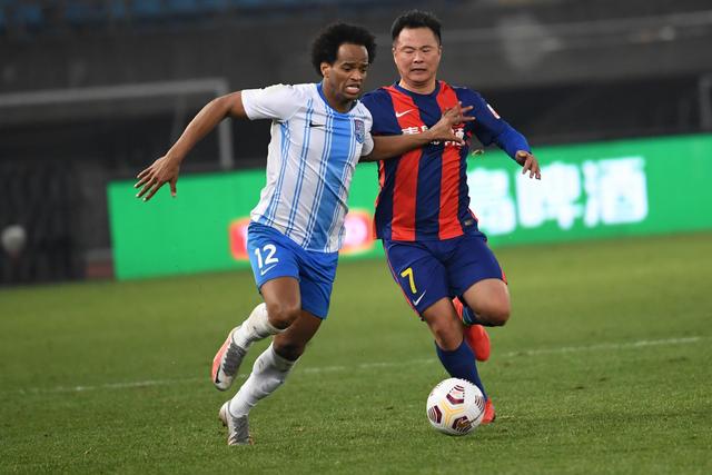 世界杯-沙特联金靴+四届老将破门 十人墨西哥2-0九人南非
